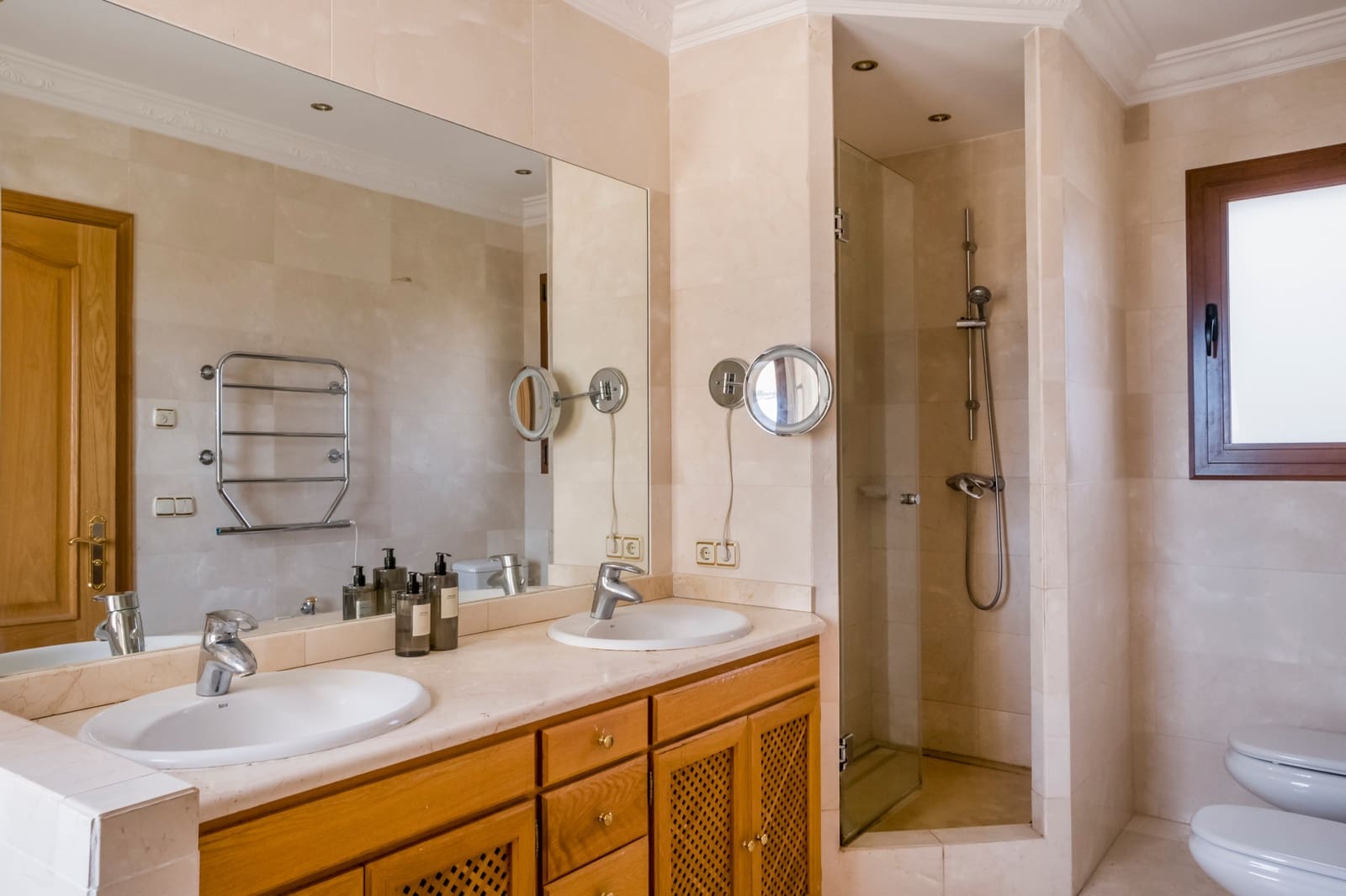 5 sovrum Villa till salu i La Quinta med pool garage - 2 400 000 € (Ref: 9524117)