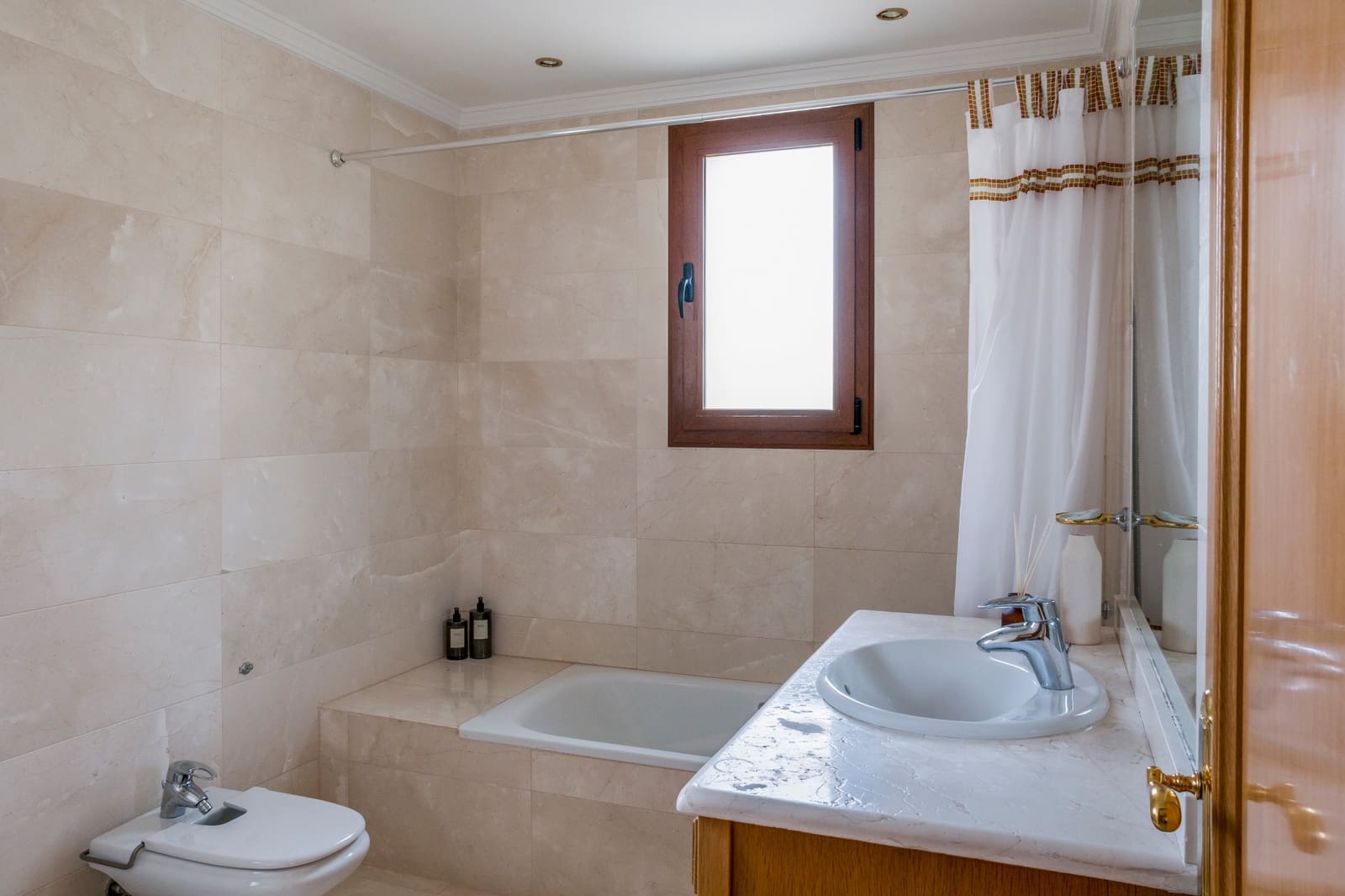 5 sovrum Villa till salu i La Quinta med pool garage - 2 400 000 € (Ref: 9524117)