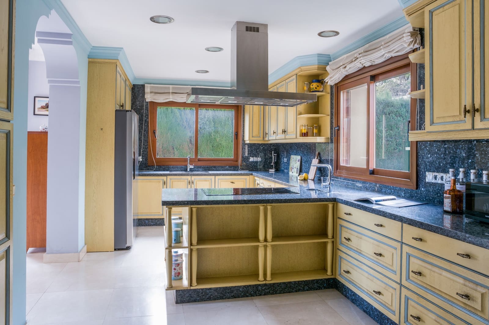 5 sovrum Villa till salu i La Quinta med pool garage - 2 400 000 € (Ref: 9524117)