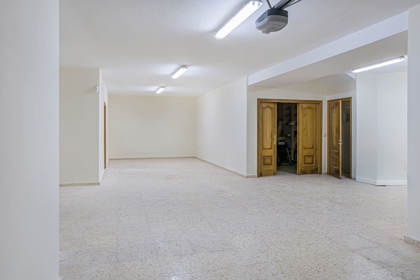 5 sovrum Villa till salu i La Quinta med pool garage - 2 400 000 € (Ref: 9524117)