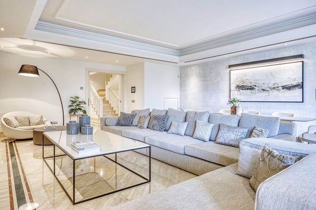 5 chambre Villa/Maison Semi-Mitoyenne à vendre à Golden Mile, Marbella avec piscine garage - 2 950 000 € (Ref: 9527508)