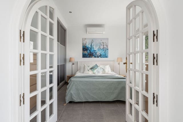 Casa de 3 habitaciones en Marbella en venta - 595.000 € (Ref: 9527509)