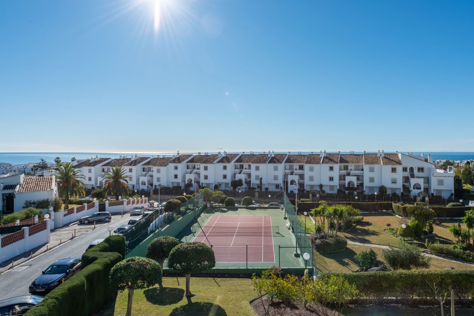 2 soveværelse Penthouse til salg i Marbella med swimmingpool garage - € 869.000 (Ref: 9530251)