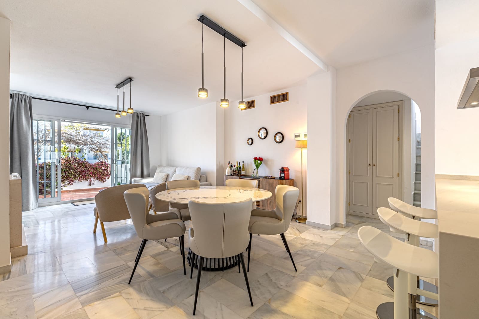 3 soverom Penthouse til salgs i Marbella med svømmebasseng garasje - € 745 000 (Ref: 9530252)