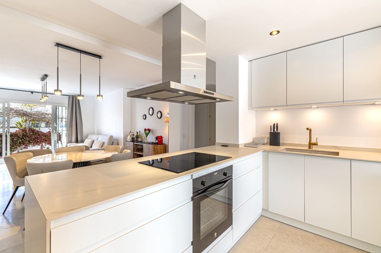 3 soverom Penthouse til salgs i Marbella med svømmebasseng garasje - € 745 000 (Ref: 9530252)