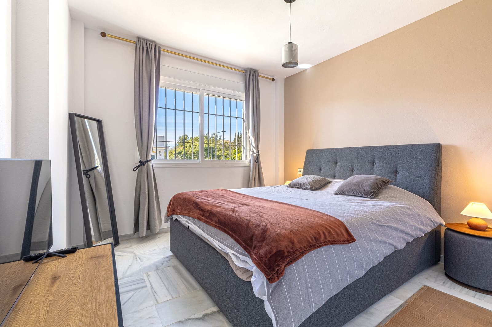 3 soverom Penthouse til salgs i Marbella med svømmebasseng garasje - € 745 000 (Ref: 9530252)