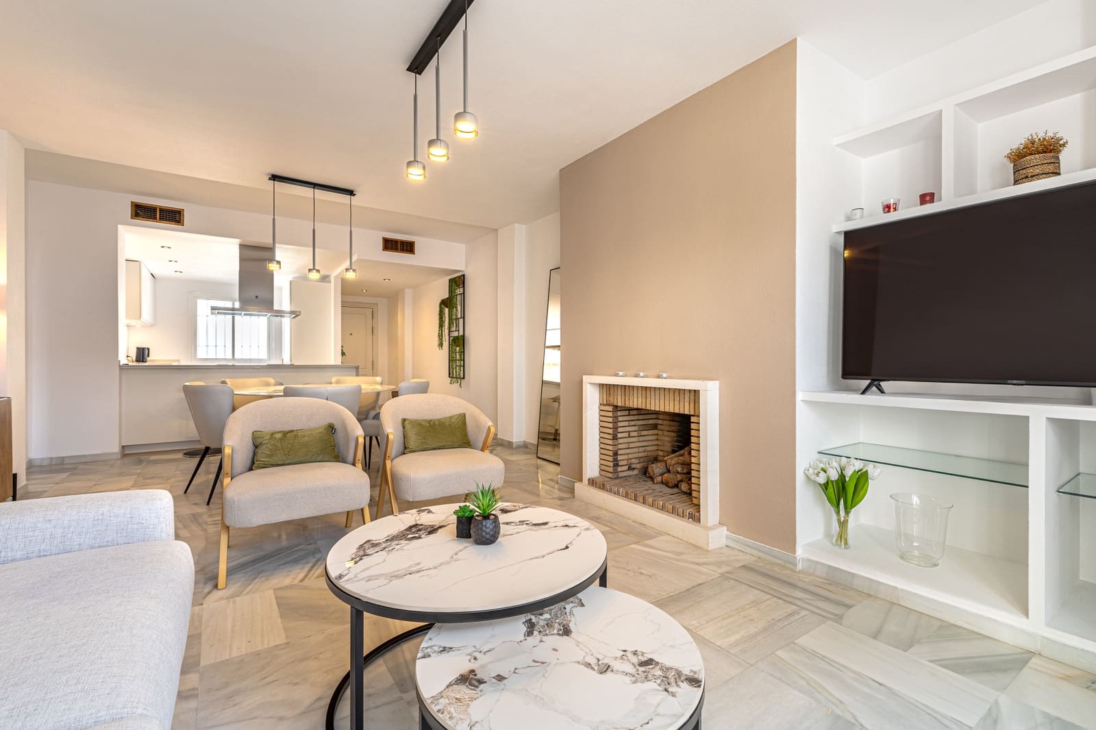 3 soverom Penthouse til salgs i Marbella med svømmebasseng garasje - € 745 000 (Ref: 9530252)