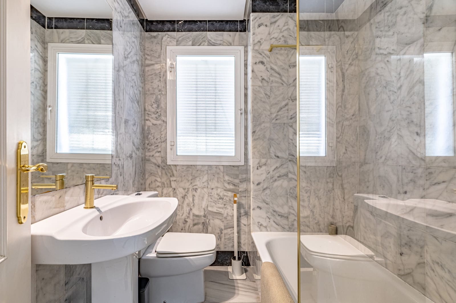 3 soverom Penthouse til salgs i Marbella med svømmebasseng garasje - € 745 000 (Ref: 9530252)