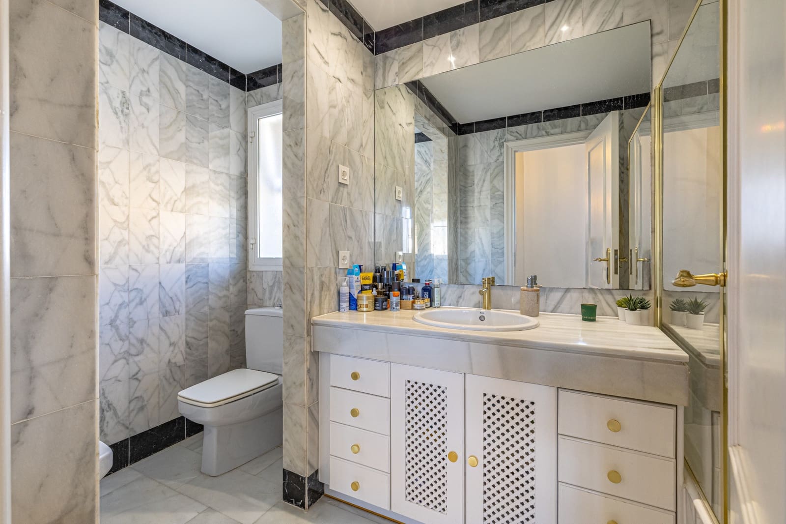 3 soverom Penthouse til salgs i Marbella med svømmebasseng garasje - € 745 000 (Ref: 9530252)