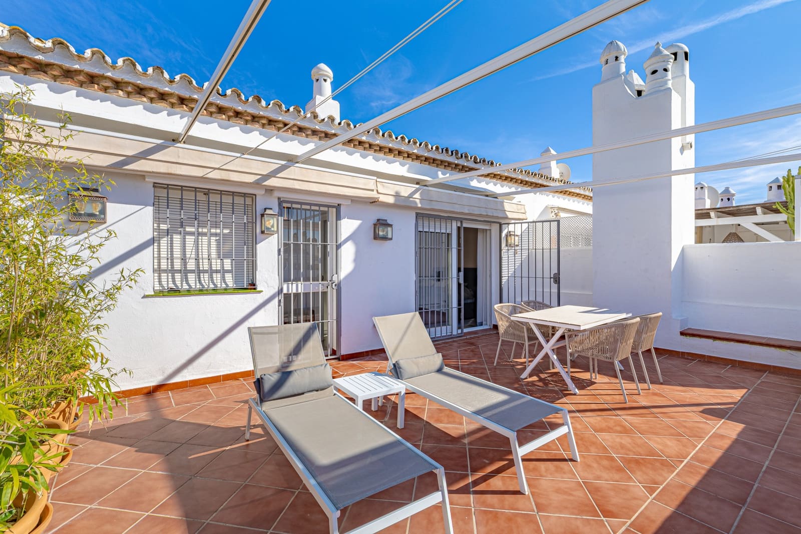 3 soverom Penthouse til salgs i Marbella med svømmebasseng garasje - € 745 000 (Ref: 9530252)