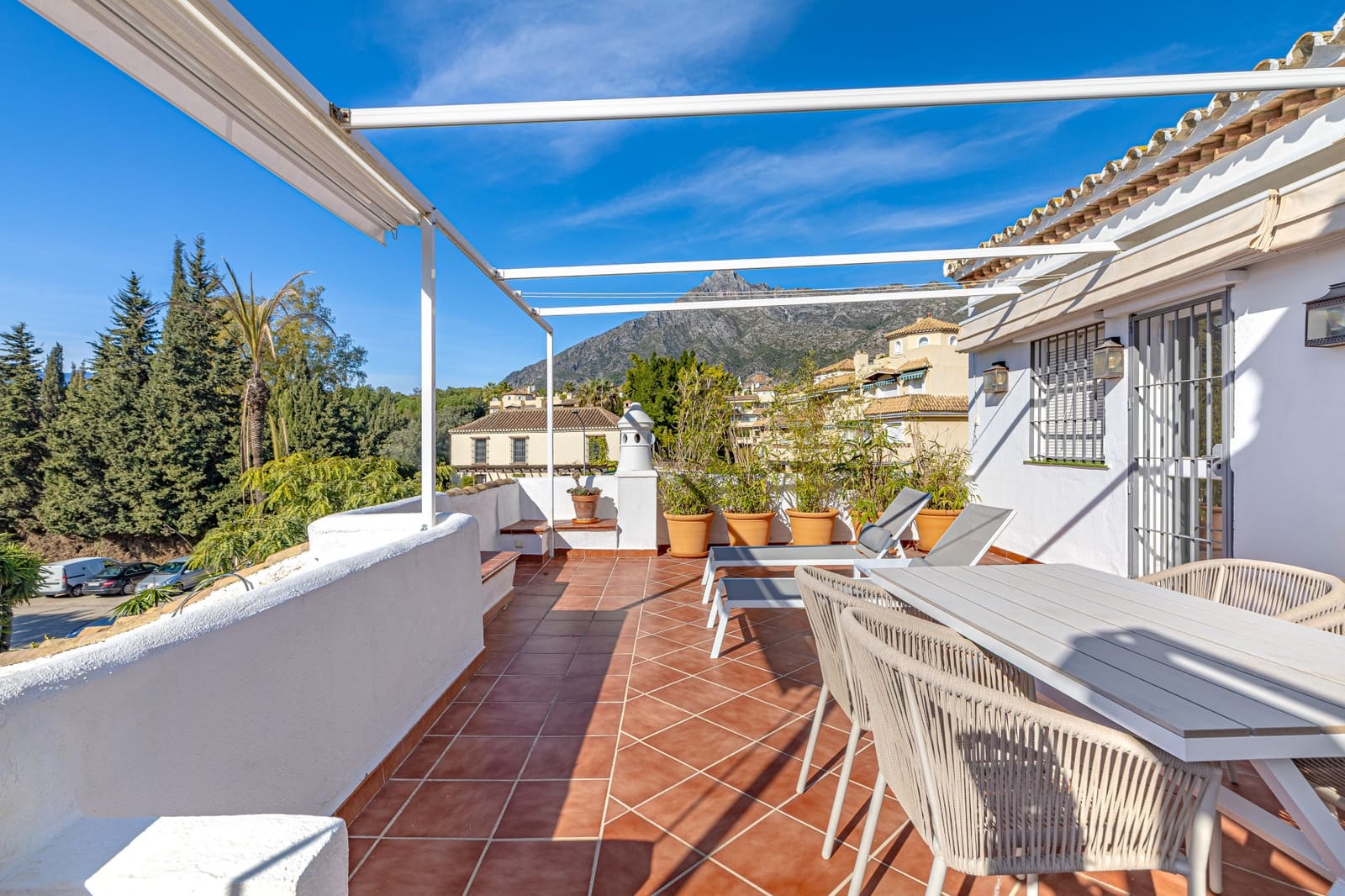 3 soverom Penthouse til salgs i Marbella med svømmebasseng garasje - € 745 000 (Ref: 9530252)