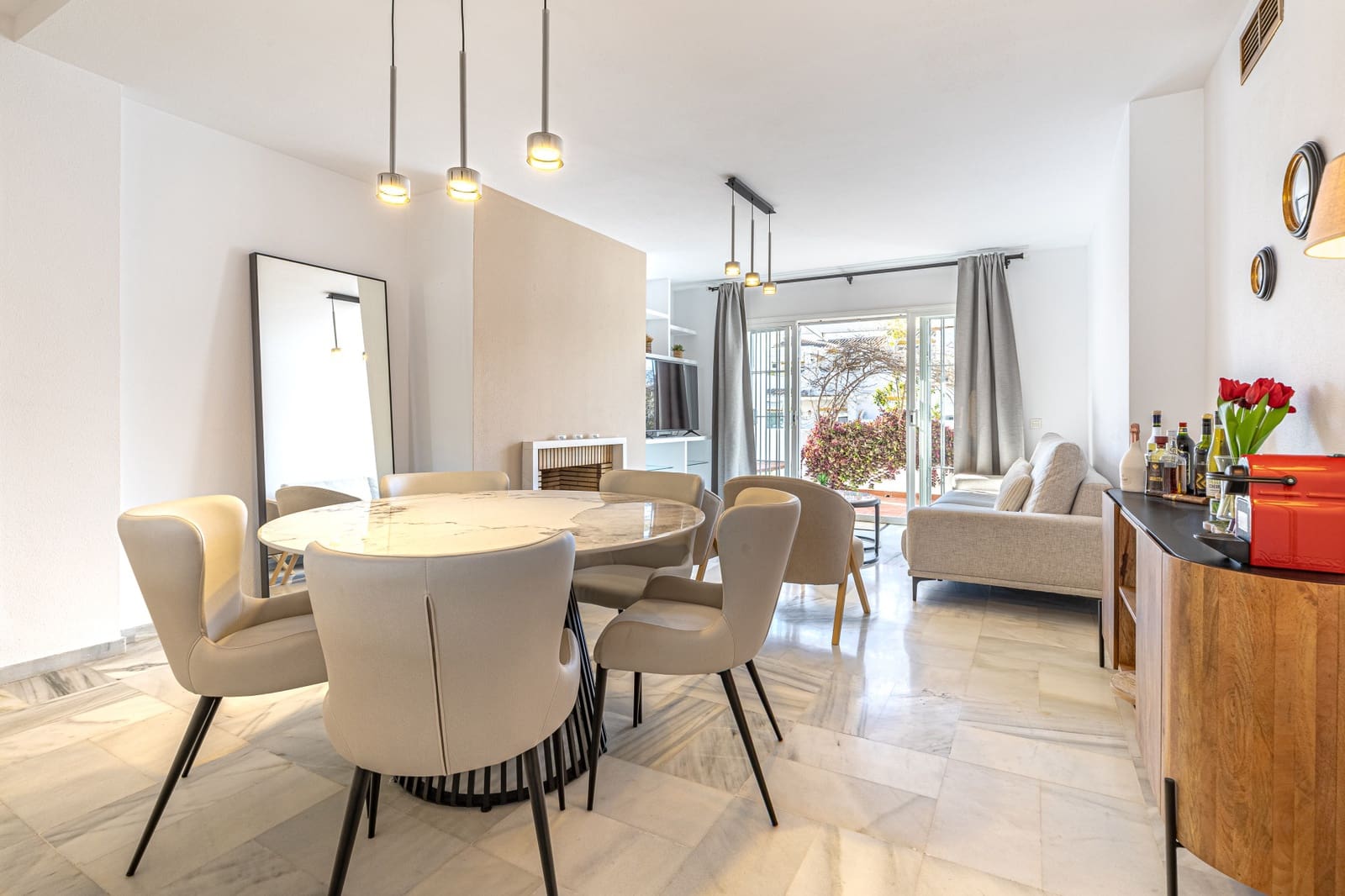 3 soveværelse Penthouse til salg i Marbella med swimmingpool garage - € 725.000 (Ref: 9530252)