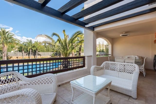 2 soverom Leilighet til salgs i Nueva Andalucia, Marbella med svømmebasseng garasje - € 720 000 (Ref: 9533474)