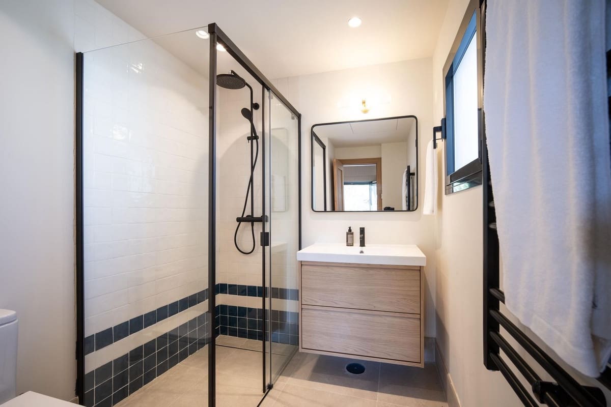 3 soverom Penthouse til salgs i Nueva Andalucia med svømmebasseng garasje - € 750 000 (Ref: 9533476)