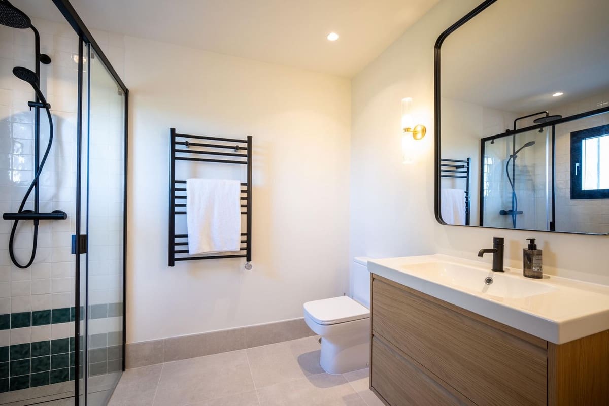 3 soverom Penthouse til salgs i Nueva Andalucia med svømmebasseng garasje - € 750 000 (Ref: 9533476)