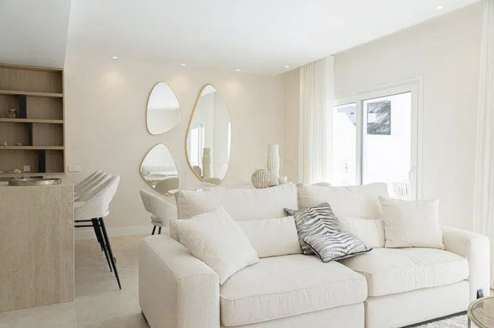 4 soveværelse Penthouse til salg i Nueva Andalucia med swimmingpool garage - € 1.290.000 (Ref: 9535759)