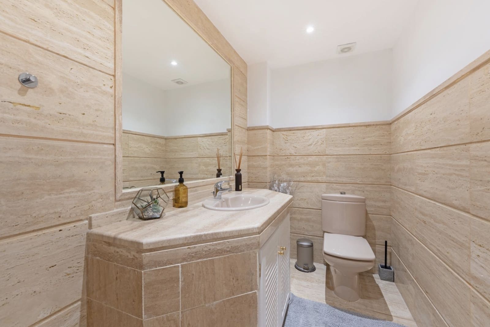 3 soverom Leilighet til salgs i Nueva Andalucia med svømmebasseng garasje - € 1 100 000 (Ref: 9535760)