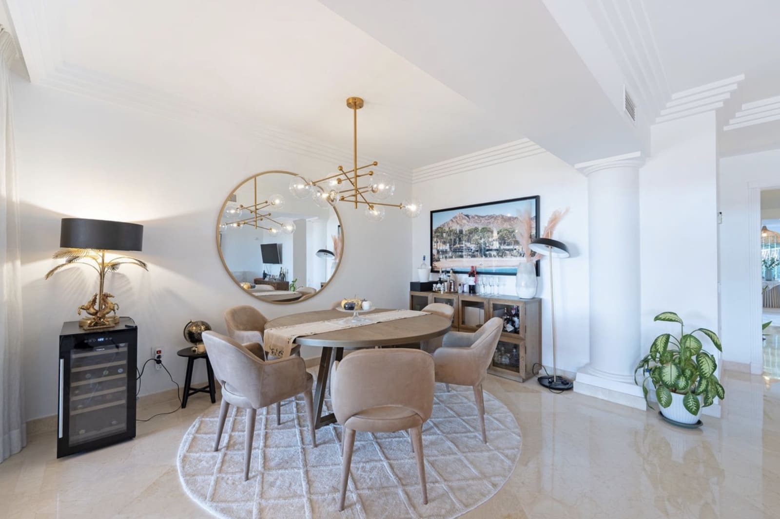 3 chambre Appartement à vendre à Nueva Andalucia avec piscine garage - 1 100 000 € (Ref: 9535760)
