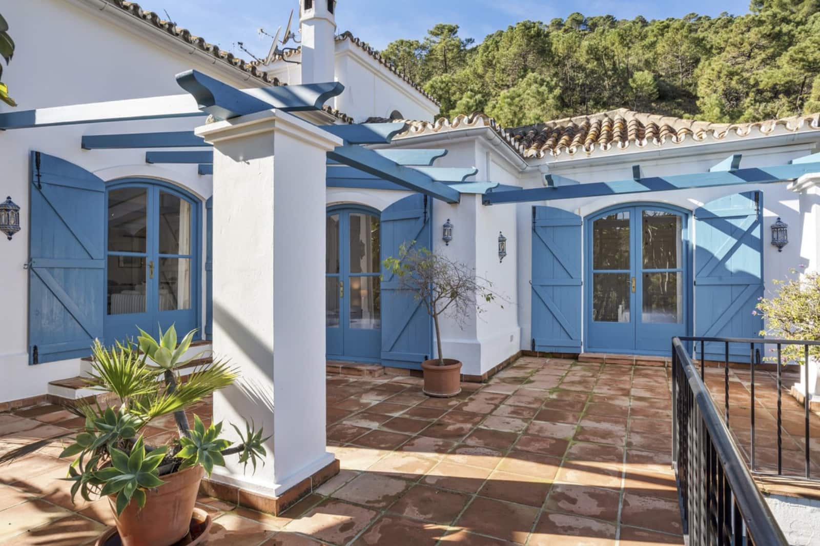 Chalet de 4 habitaciones en Benahavís en venta con piscina garaje - 2.390.000 € (Ref: 9536713)