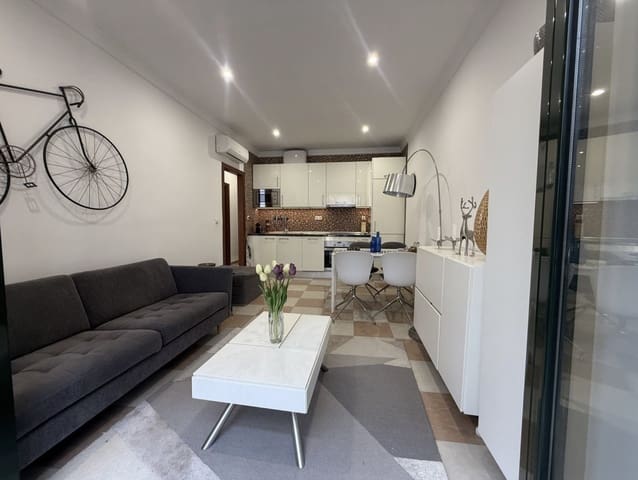 Apartamento de 2 habitaciones en Centro Historico, Málaga ciudad en venta - 399.000 € (Ref: 9543371)