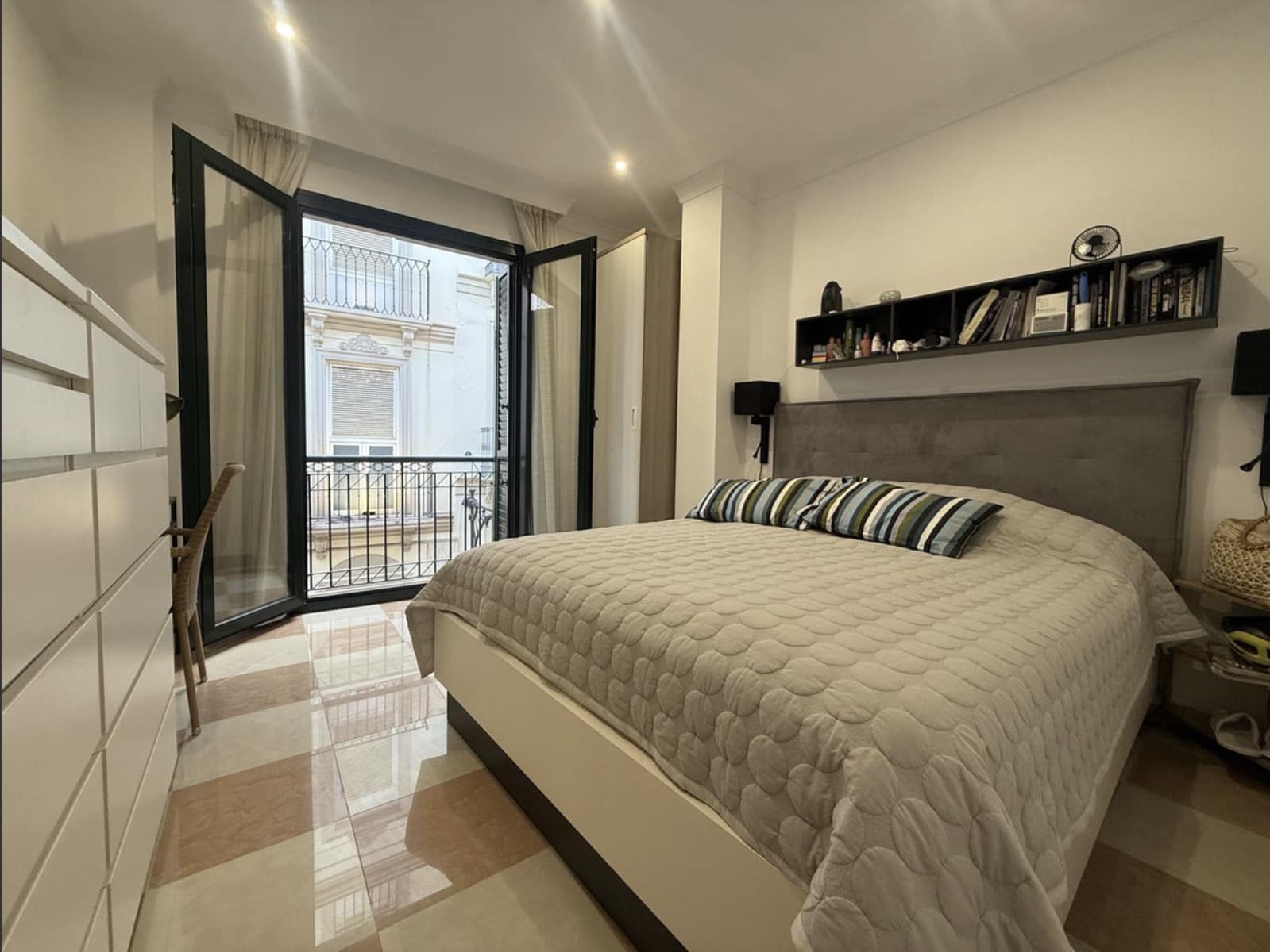 Apartamento de 2 habitaciones en Málaga ciudad en venta - 399.000 € (Ref: 9543371)