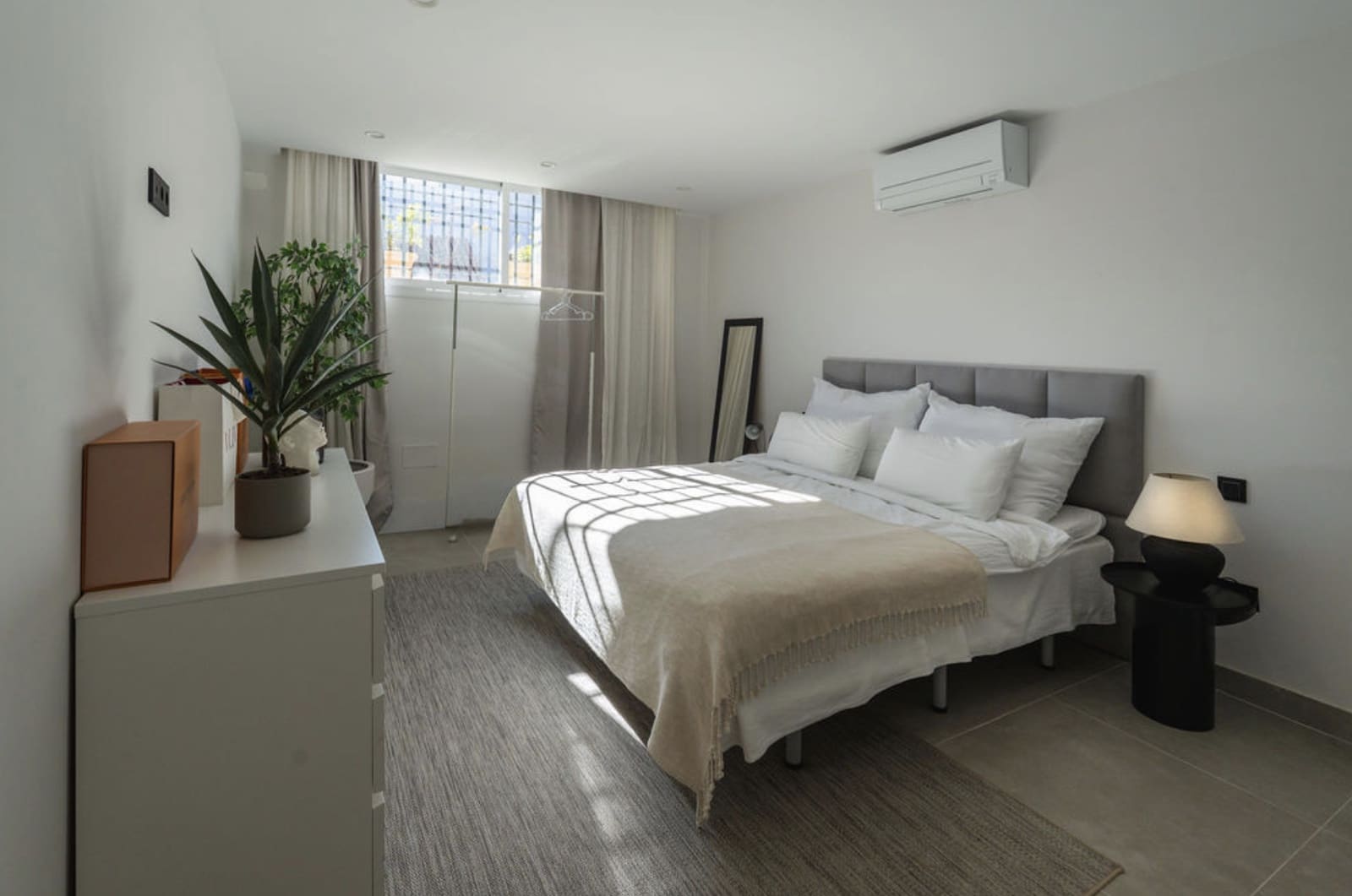 4 Zimmer Haus zu verkaufen in Nueva Andalucia mit Pool Garage - 1.195.000 € (Ref: 9543373)