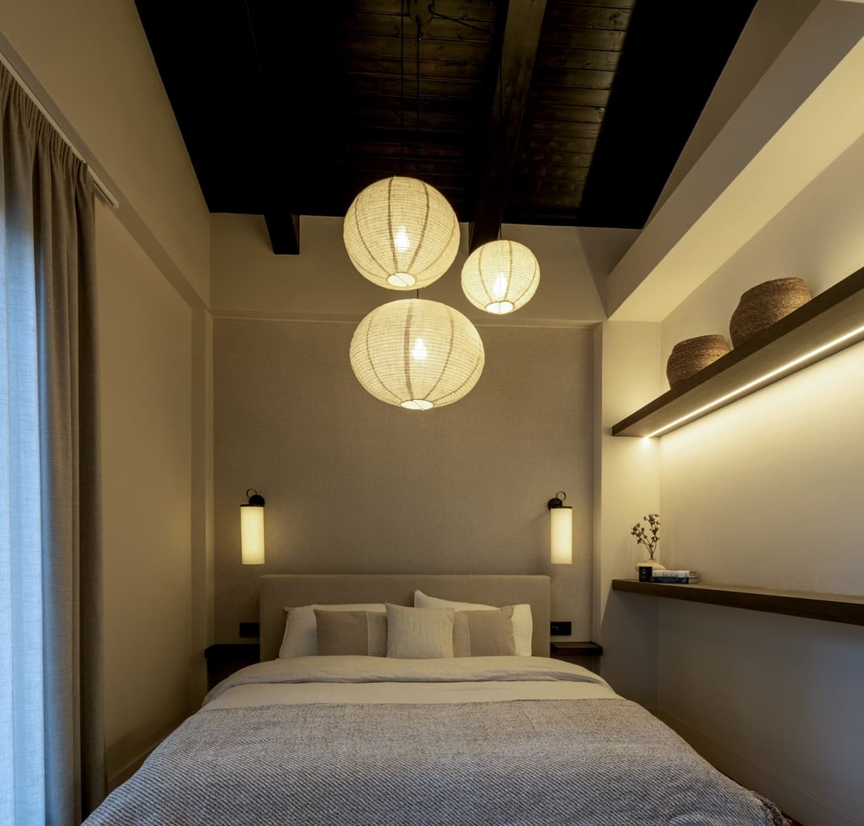 5 bedroom Villa for sale in Nueva Andalucia with pool garage - € 4,290,000 (Ref: 9543376)