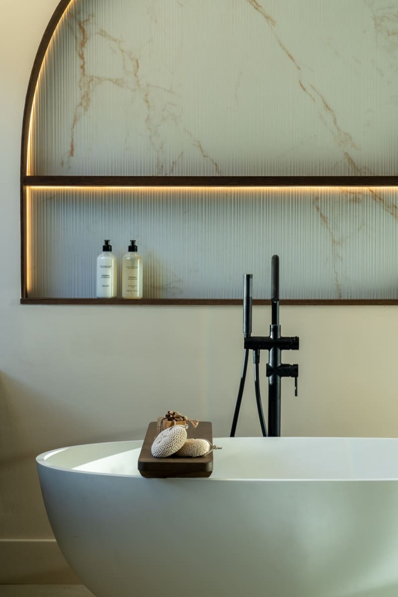 5 bedroom Villa for sale in Nueva Andalucia with pool garage - € 4,290,000 (Ref: 9543376)