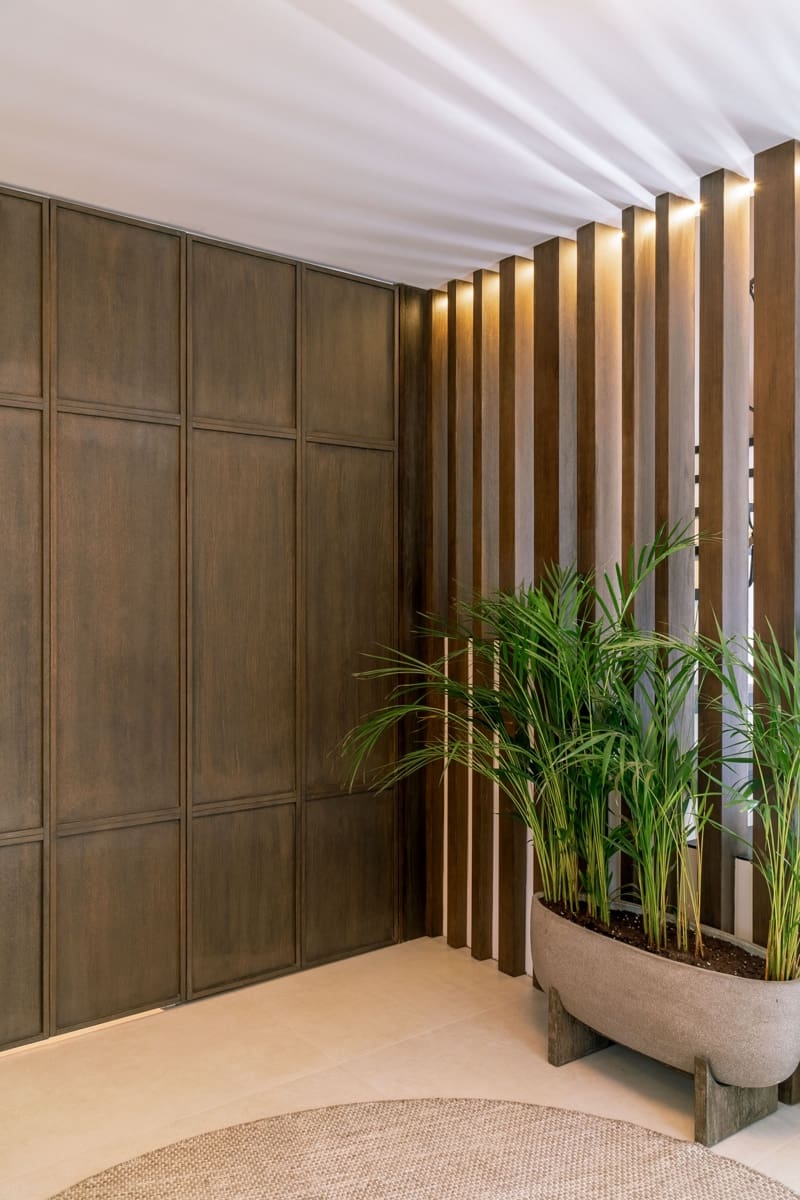 5 bedroom Villa for sale in Nueva Andalucia with pool garage - € 4,290,000 (Ref: 9543376)