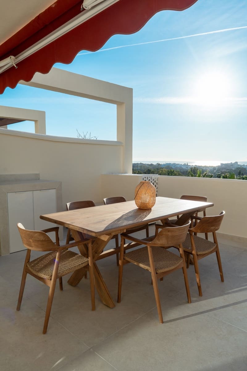 3 soveværelse Lejlighed til salg i Nueva Andalucia med swimmingpool garage - € 1.100.000 (Ref: 9543377)