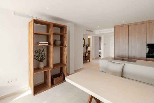 3 quarto Apartamento para venda em Nueva Andalucia, Marbella com piscina garagem - 1 100 000 € (Ref: 9543377)