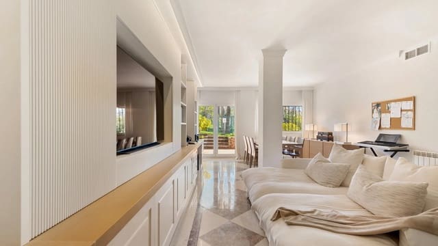 4 soverom Leilighet til salgs i Golden Mile, Marbella med svømmebasseng garasje - € 1 395 000 (Ref: 9547855)