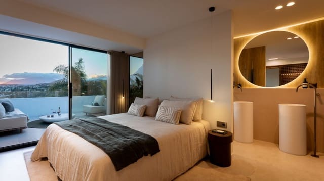 3 bedroom Townhouse for sale in Nueva Andalucia, Marbella with pool garage - € 1,550,000 (Ref: 9547857)