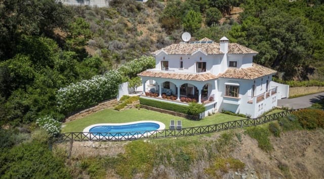 Chalet de 4 habitaciones en Benahavís en venta con piscina garaje - 1.795.000 € (Ref: 9551200)