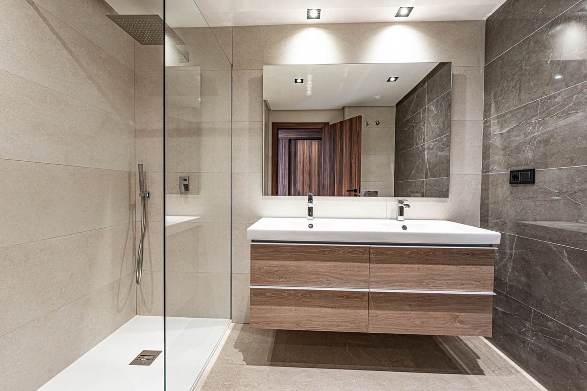 3 sovrum Lägenhet till salu i Nueva Andalucia med pool garage - 795 000 € (Ref: 9561580)