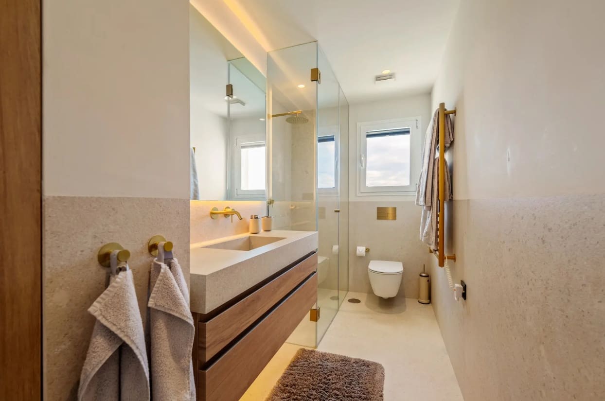 2 makuuhuone Kattohuoneisto myytävänä paikassa Puerto Banus mukana uima-altaan 
autotalli - 1 995 000 € (Ref: 9561581)