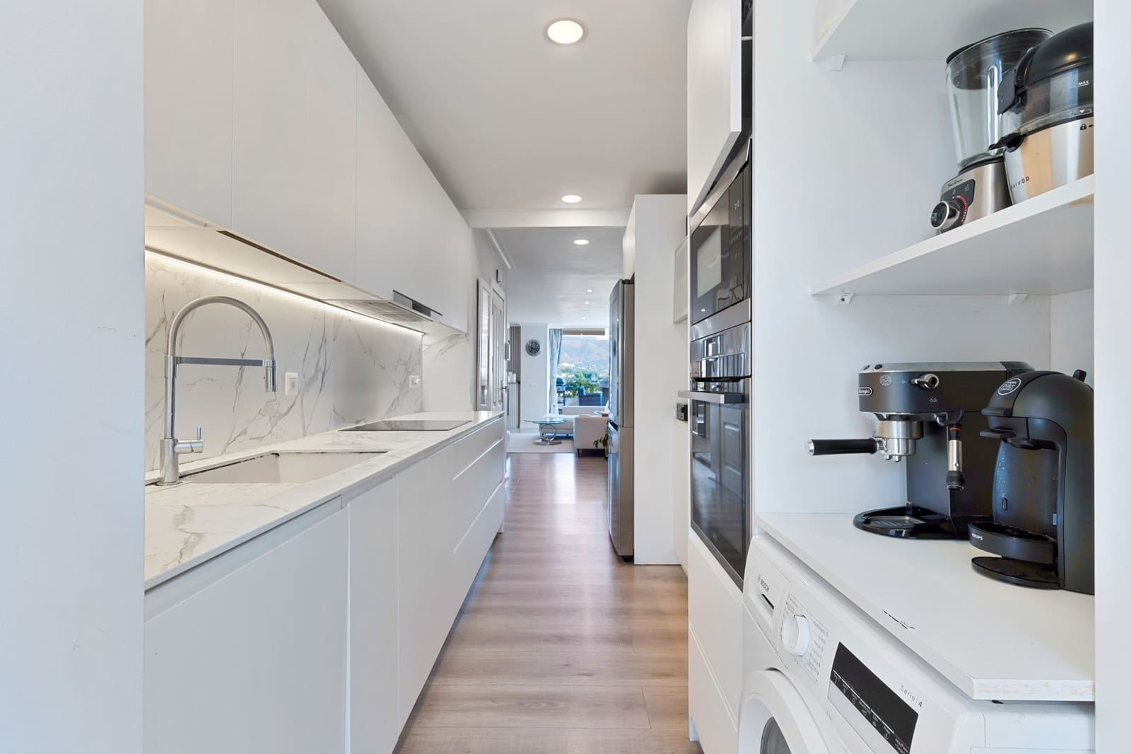 3 soveværelse Lejlighed til salg i Marbella med swimmingpool garage - € 775.000 (Ref: 9564953)