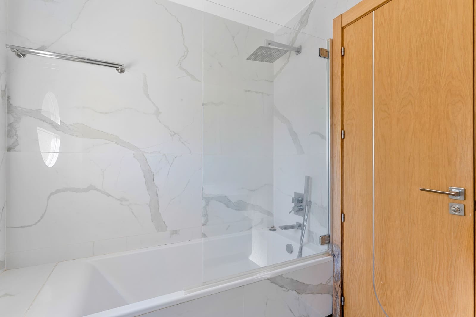 3 soveværelse Lejlighed til salg i Marbella med swimmingpool garage - € 775.000 (Ref: 9564953)