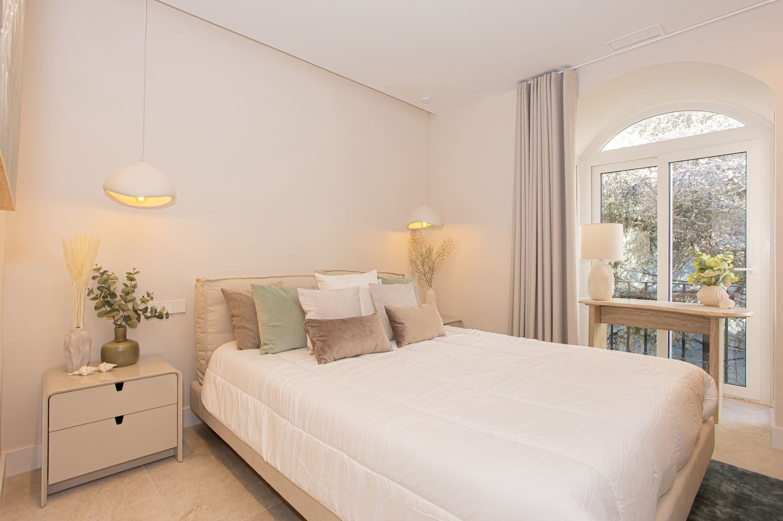 4 quarto Penthouse para venda em Marbella com piscina garagem - 1 195 000 € (Ref: 9564954)