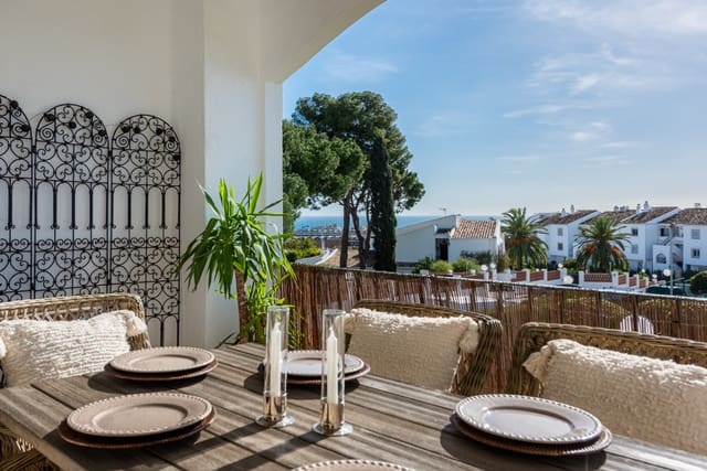 2 soveværelse Lejlighed til salg i Nueva Andalucía Centro, Marbella med swimmingpool garage - € 858.000 (Ref: 9568318)