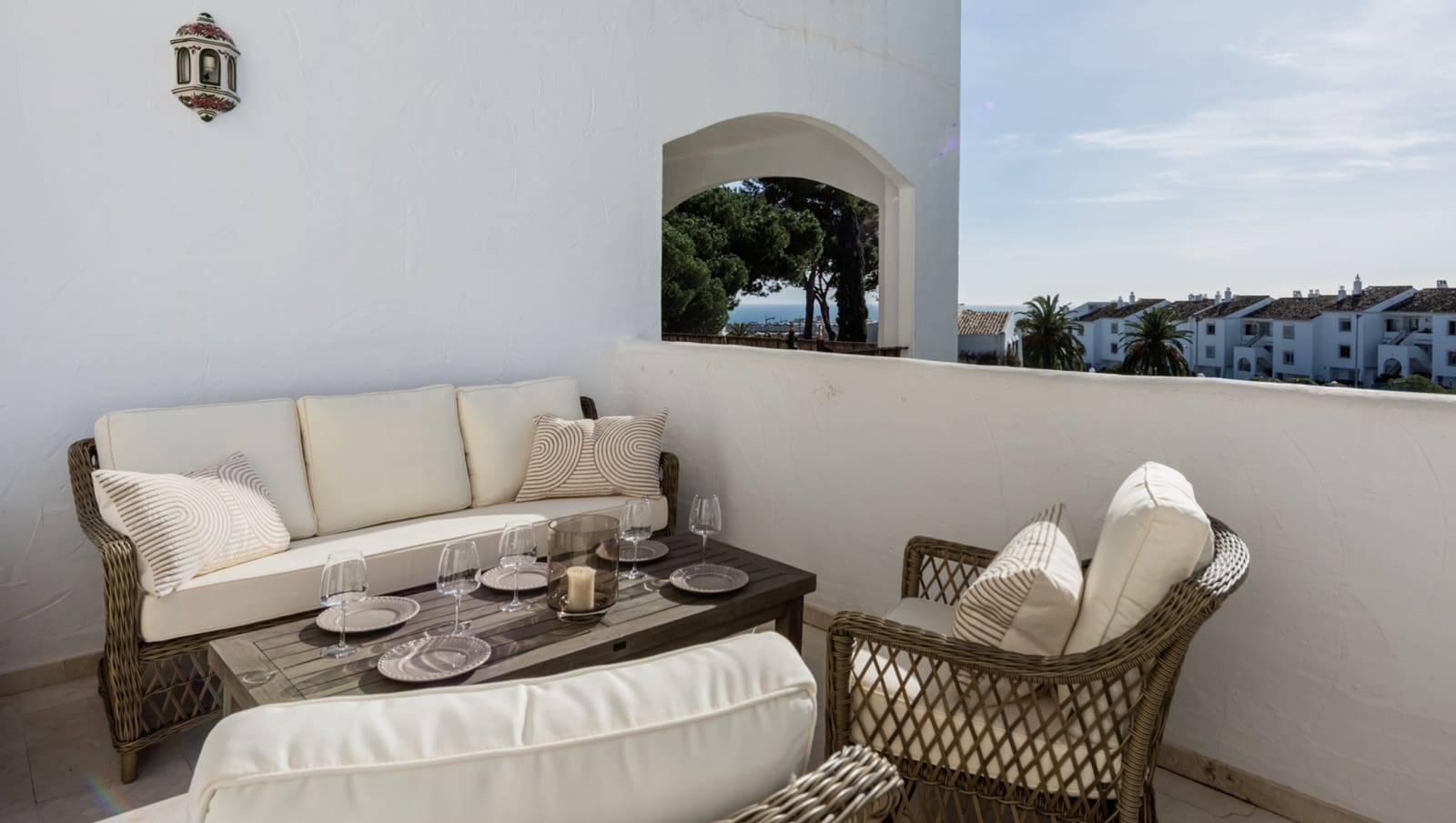 2 slaapkamer Appartement te koop in Marbella met zwembad garage - € 847.000 (Ref: 9568318)