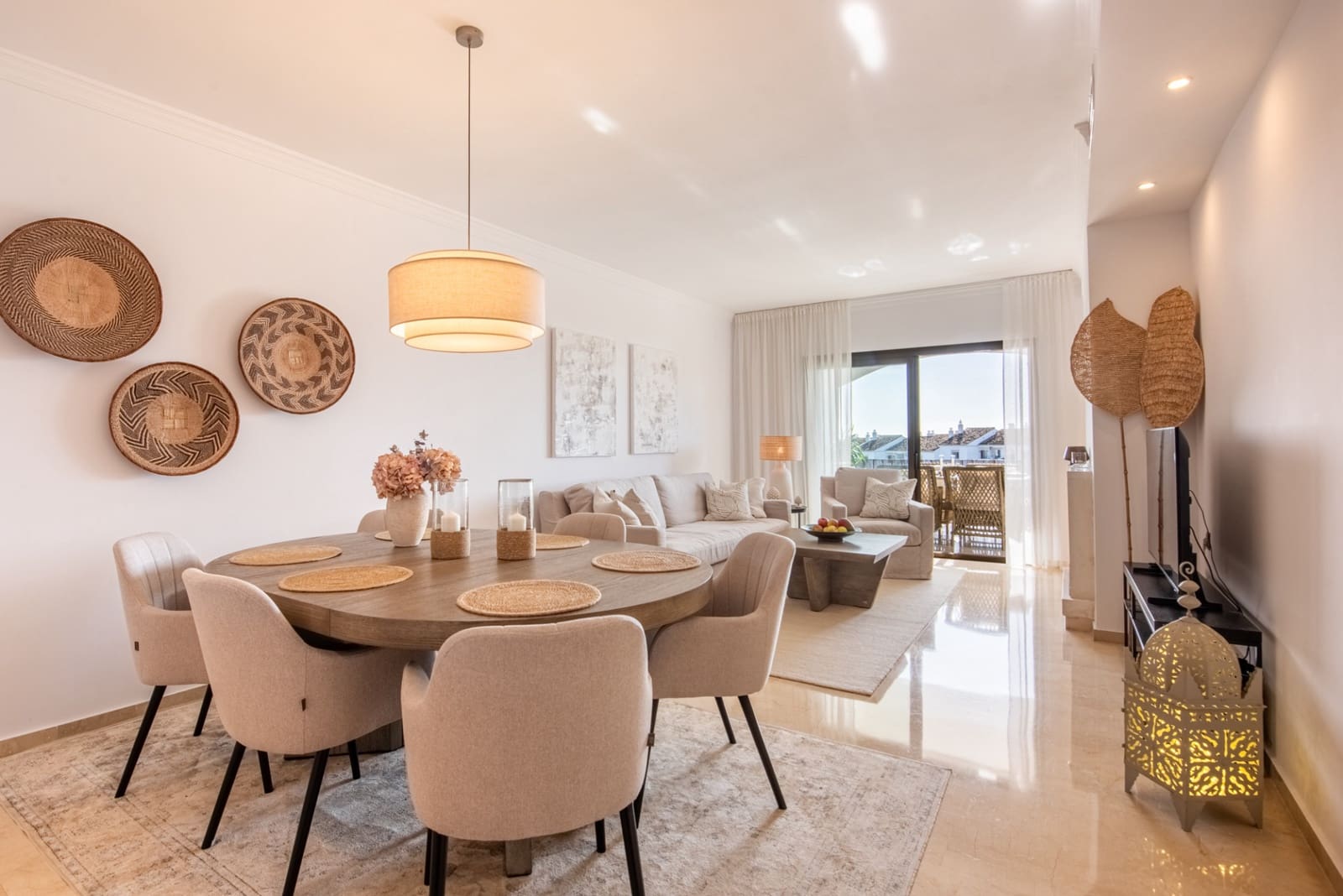 2 slaapkamer Appartement te koop in Marbella met zwembad garage - € 847.000 (Ref: 9568318)
