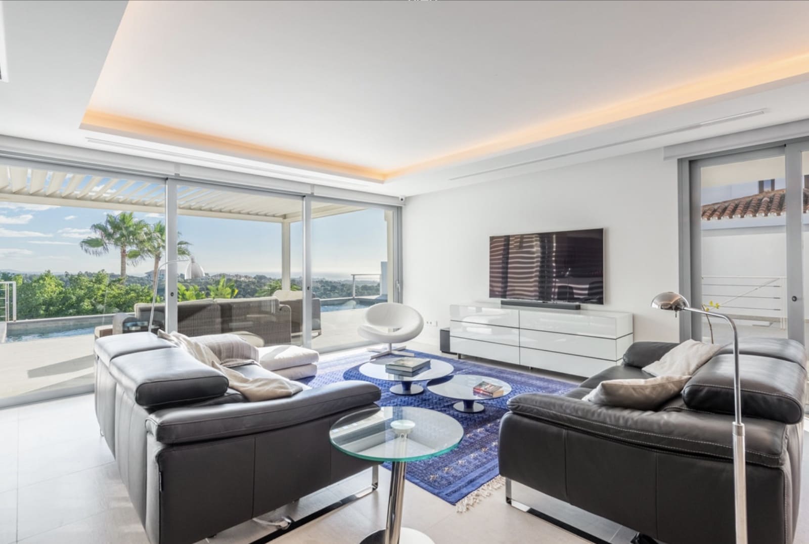 4 makuuhuone Huvila myytävänä paikassa Marbella mukana uima-altaan - 3 350 000 € (Ref: 9568321)