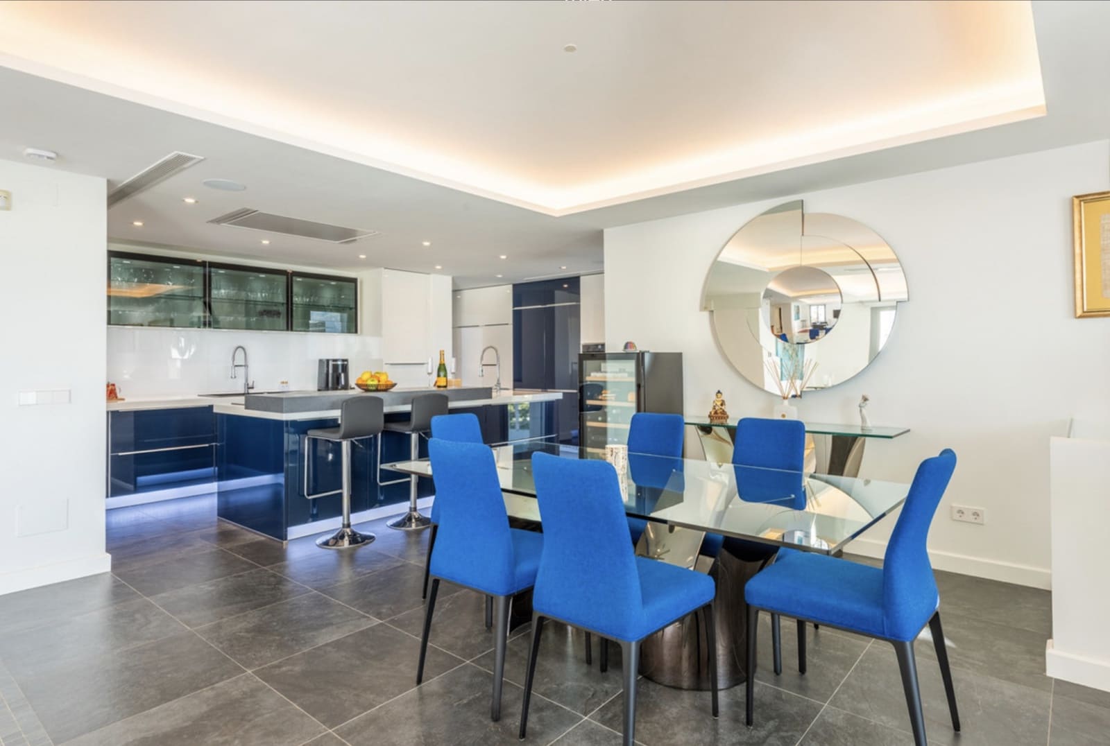 4 makuuhuone Huvila myytävänä paikassa Marbella mukana uima-altaan - 3 350 000 € (Ref: 9568321)