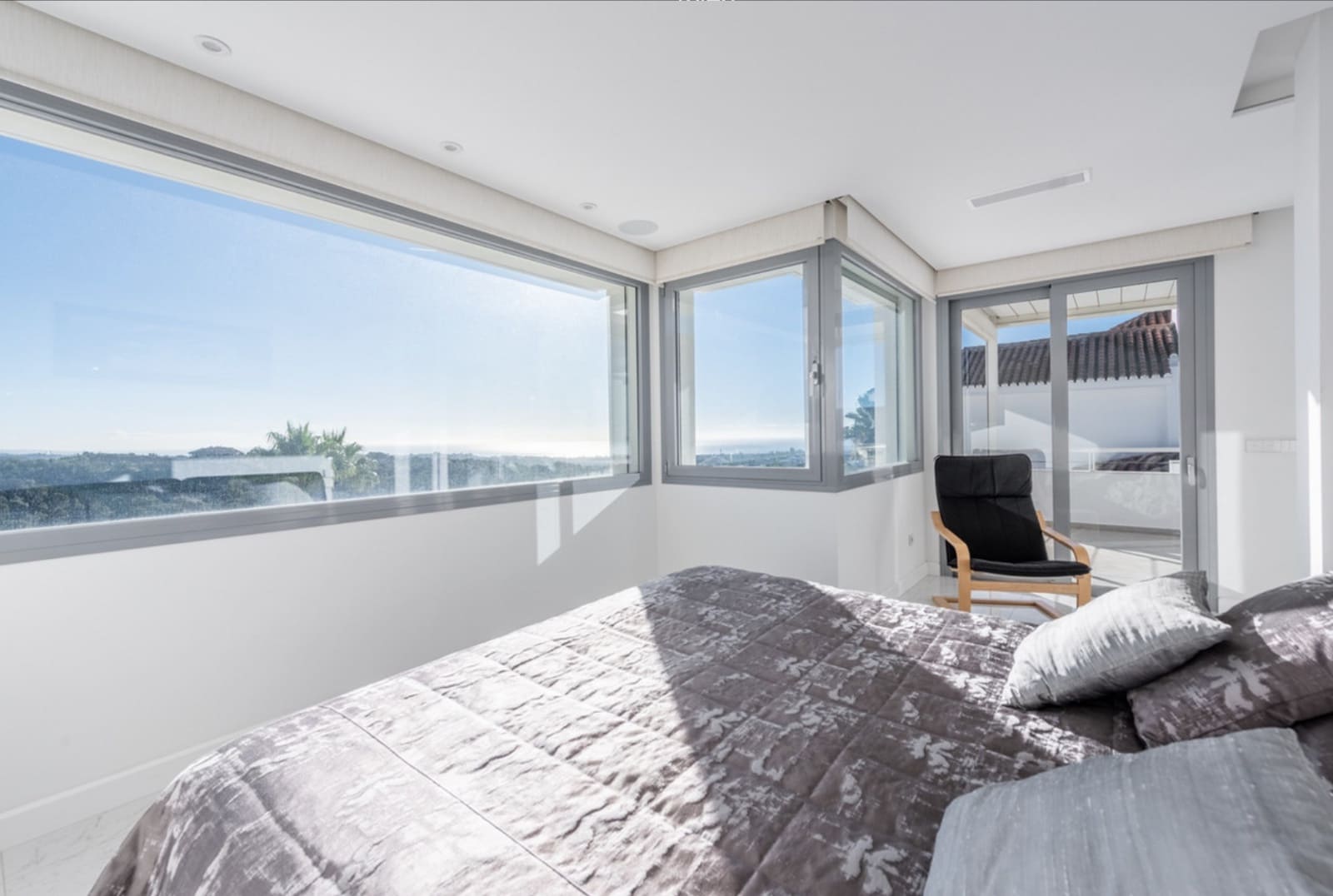 4 makuuhuone Huvila myytävänä paikassa Marbella mukana uima-altaan - 3 350 000 € (Ref: 9568321)