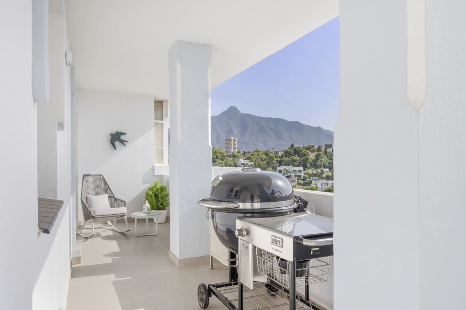 5 slaapkamer Penthouse te koop in Nueva Andalucia met zwembad garage - € 1.895.000 (Ref: 9574441)