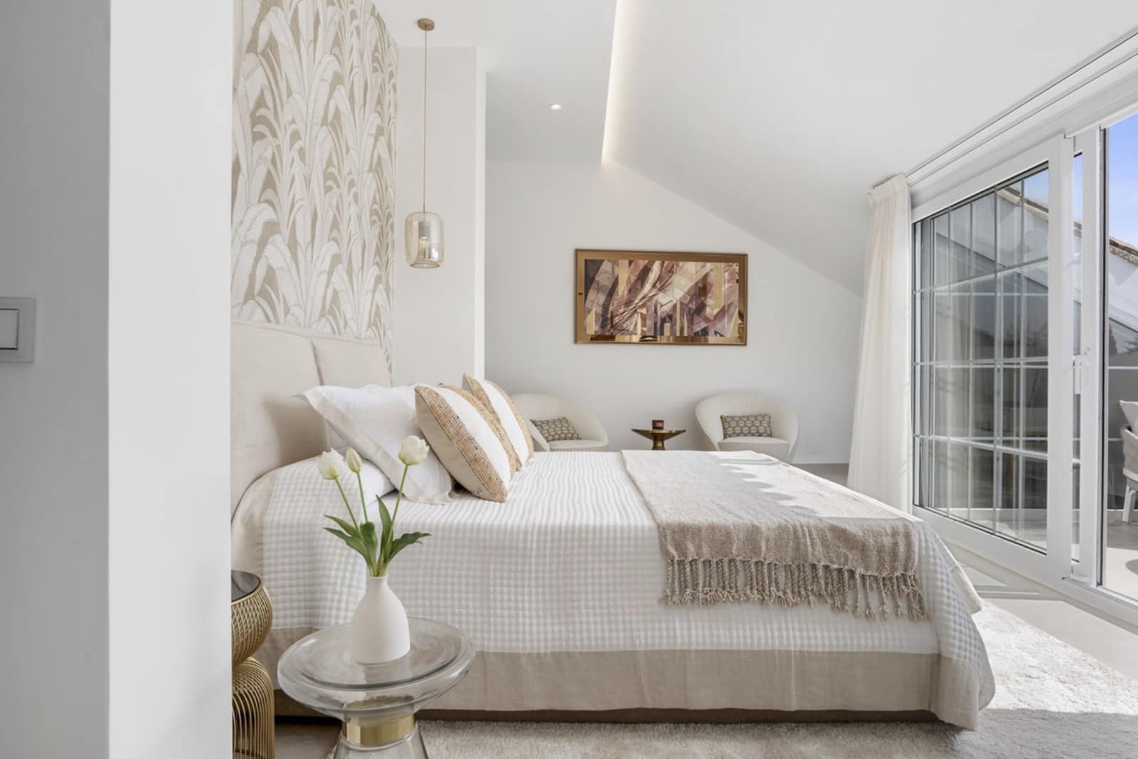 5 slaapkamer Penthouse te koop in Nueva Andalucia met zwembad garage - € 1.895.000 (Ref: 9574441)