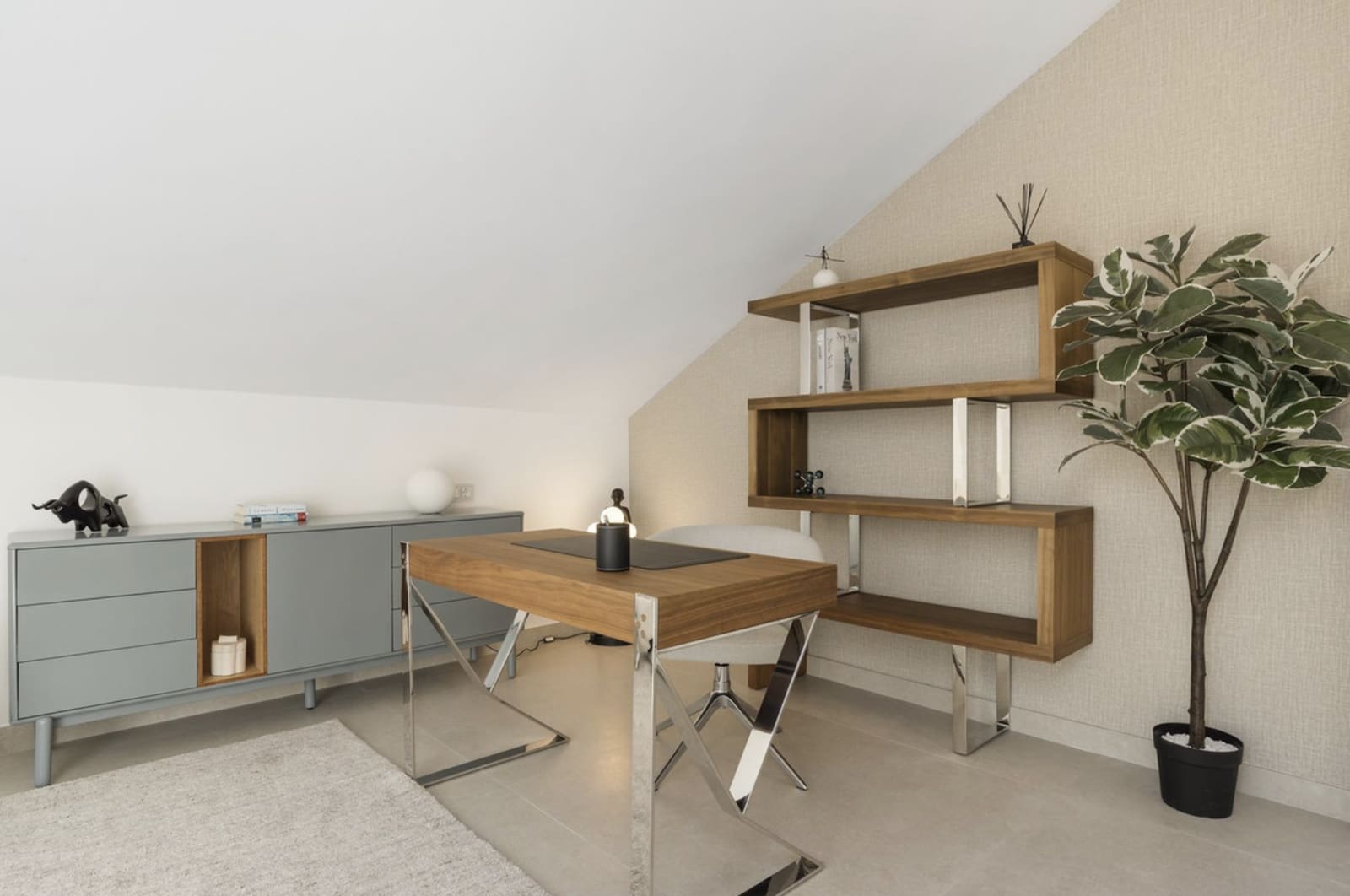 5 slaapkamer Penthouse te koop in Nueva Andalucia met zwembad garage - € 1.895.000 (Ref: 9574441)