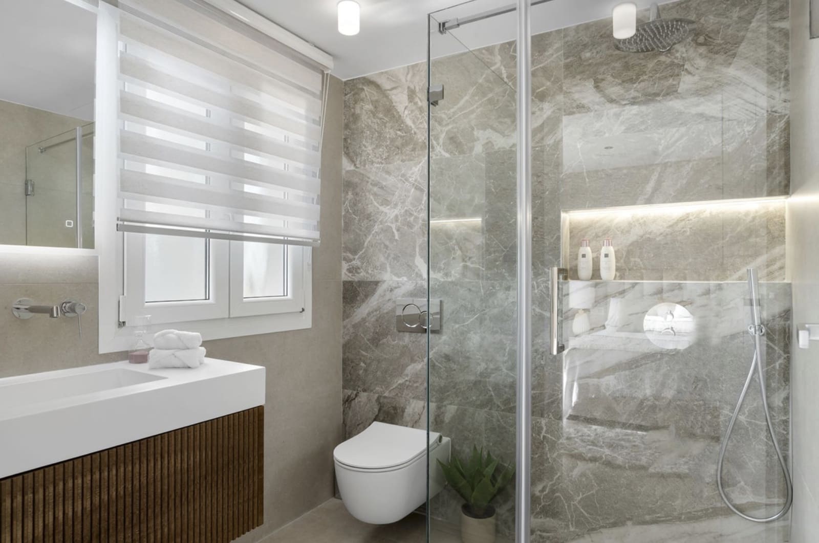 5 slaapkamer Penthouse te koop in Nueva Andalucia met zwembad garage - € 1.895.000 (Ref: 9574441)