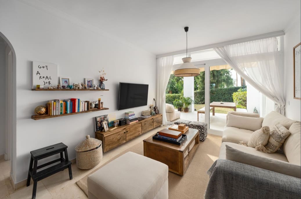 2 slaapkamer Appartement te koop in La Quinta met zwembad garage - € 460.000 (Ref: 9574442)